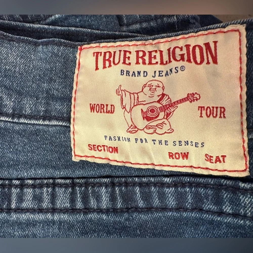 True Religion Ricky Relaxed Straight Jeans Size 40x32 Dark Wash Red Stitch